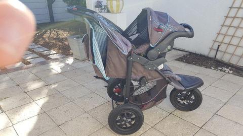 Cheline 3 wheeler pram