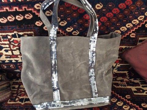 New Grey handbag with sequins