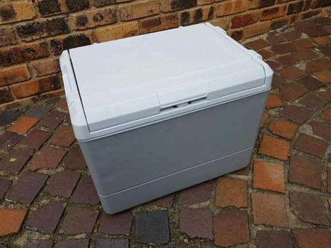 Coleman thermo electric cooler