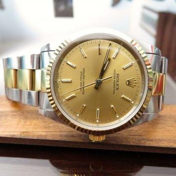 **SILVERTRUST** Rolex Superlative Chronometer