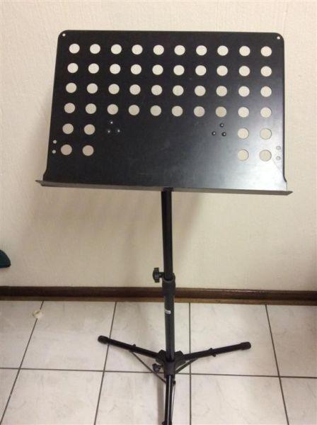 Music Equipment: Music Stand