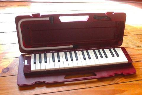 Brand New Yamaha P37D 37-Note Pianica / Melodica Keyboard (RRP R1500!)
