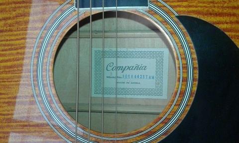 Acoustic Guitar_Compania Steel String