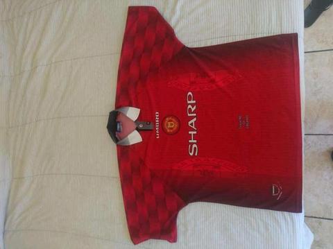 Manchester United shirt 1999-2000