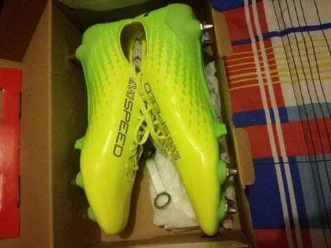 Puma soccer boots for sale- brand new