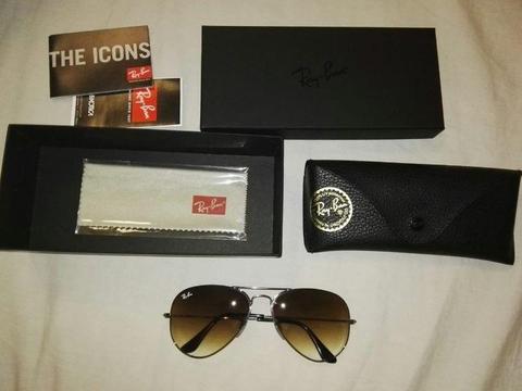 BRAND NEW ORIGINAL RAY-BAN RB3025 AVIATORS