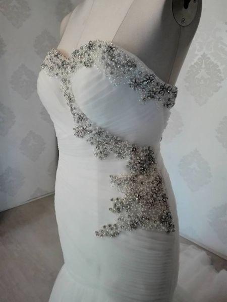 Beautifull Fit and Flare Wedding Gowns