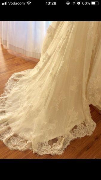 Maggie Sottero Wedding Gown for rent
