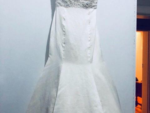 Kobus Dippenaar Wedding dress