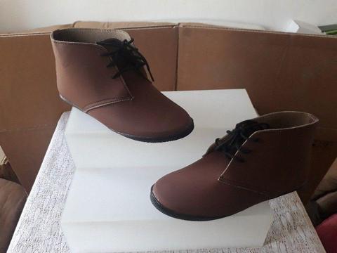Ladies top quality boots for sale