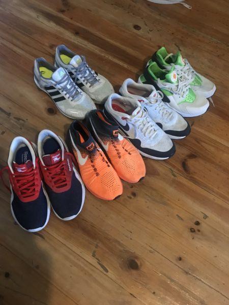 5 RAD PAIRS OF TRAINERS