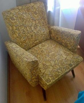 Untouched Mid Century arm chair