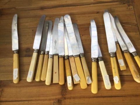 PICKINGS on cutlery and bone handled each @ Bothas Hill Hey Judes