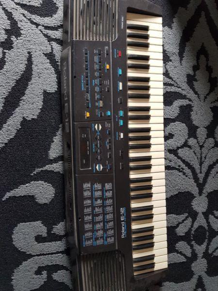 Roland E12 keyboard