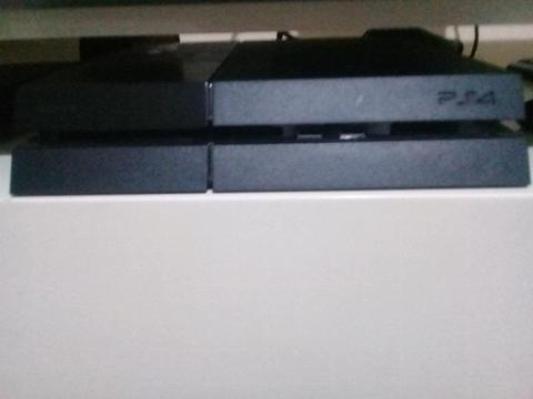 Ps4 1tb console 2 controllers and 10 games