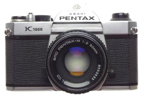 PENTAX K1000 Vintage 35mm SLR film camera with SMC-Pentax-M 1:2 f=50mm lens CAP