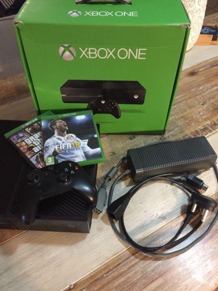 XBOX ONE 500gb