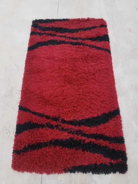 3 × carpets for sale