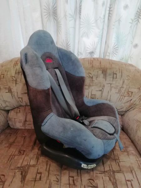 Reclining Safeway Imola carseat 9-18kg