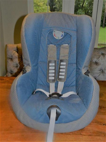 VW Isofix Baby Car Seat - great condition