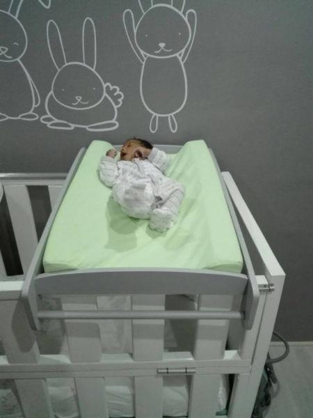 Baby Changing Unit (fits on top of your cot)