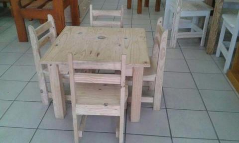 Kiddies Pine Table and Chairs