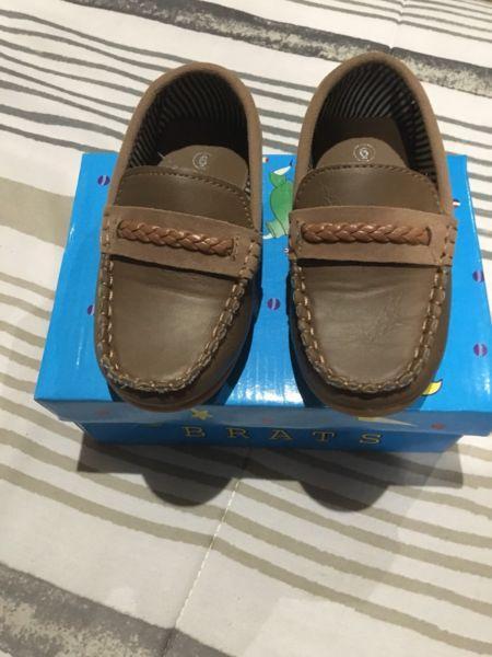 BRANDNEW Toddler BRATS boys s/on mocc shoes TAUPE