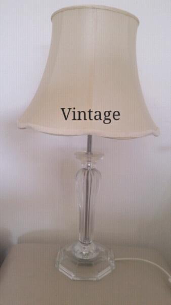 ✔ VINTAGE Table Lamp