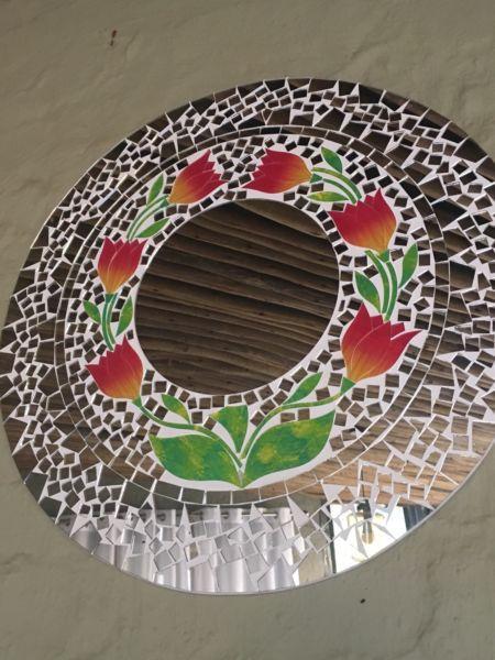 Mosaic mirror with lily details