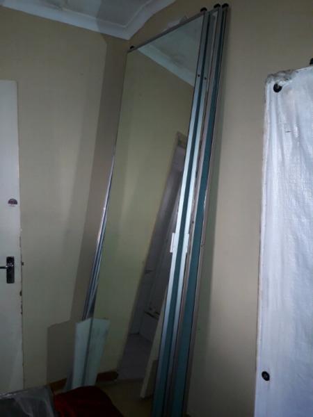 sliding mirror bedroom cupboard doors