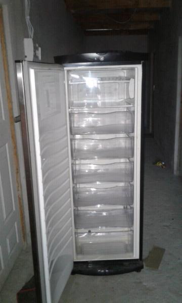I'm selling my freezer is still in good condition