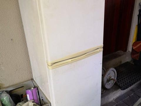 Fridge with freezer for sale!