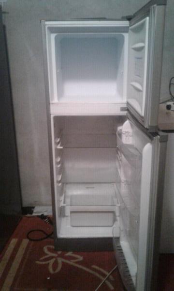 I'm selling my fridge is still in good condition working