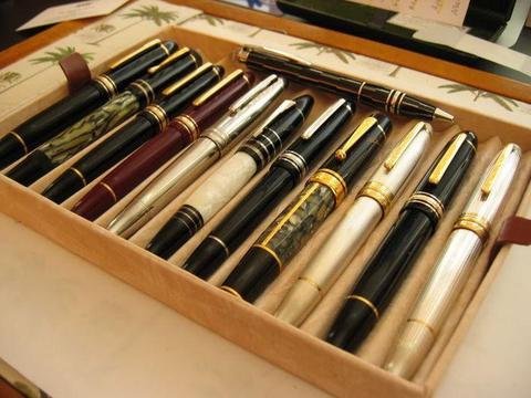 Mont Blanc Pens and Accessories wanted!!! New used or broken