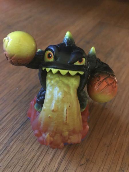 SUPER RARE SKYLANDER (Volcanic Eruptor)