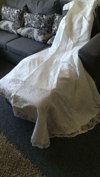 Wedding dress size30