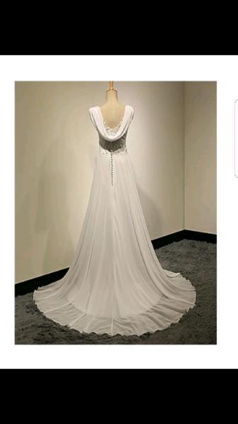 Wedding dress (new)