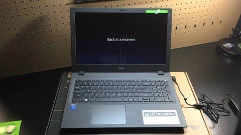 Acer Core i7- 5th Gen Windows 10 Professional Business laptop + charger - R5000