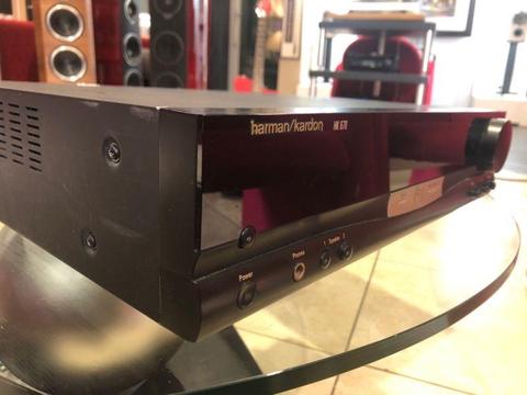 Harmon Kardon HK670 amplifier