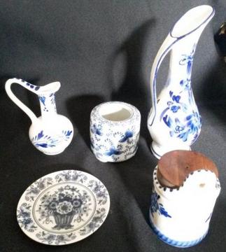 Clearance sale! 5 x Blue/white porcelain items (3 are Delft)