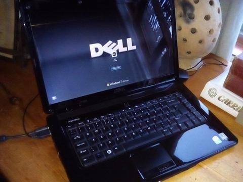 Excellent Condition Dell Inspiron 1545
