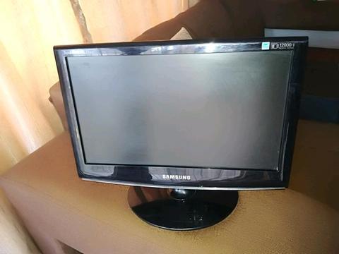 Samsung 16 inch monitor
