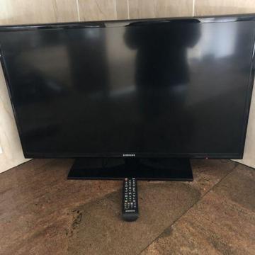 Samsung 32inch LED HD TV with remote