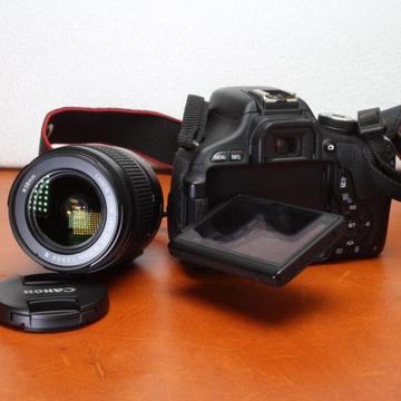 Canon 600D DSLR with 18-55mm IS lens