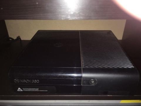 Xbox 360 kinect 4gb for sale