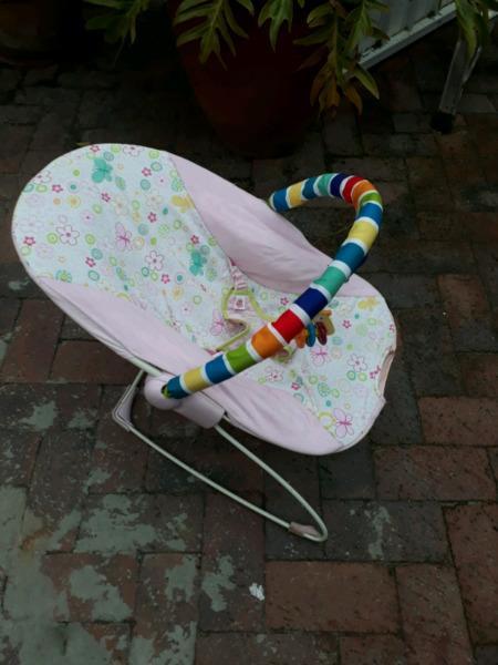 Bouncy chair