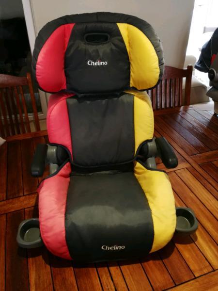 Chelino booster with adjustable armrests also!