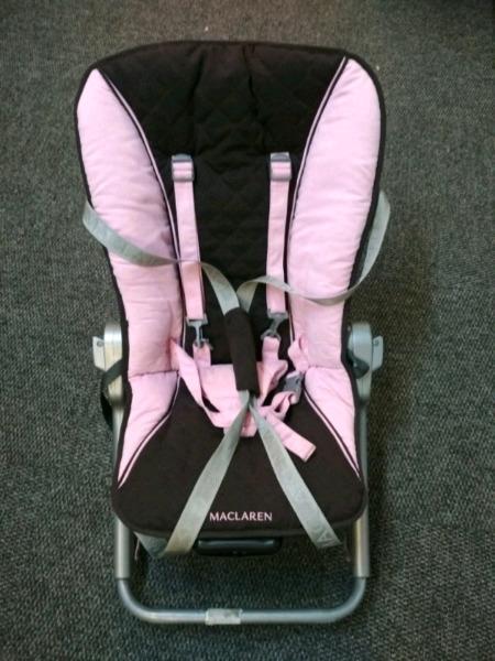 Baby Car Seat McLaren fairly used in a good condition