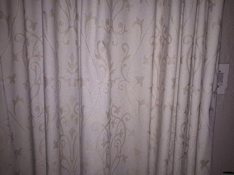 Beautifull lined curtains