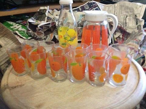 Juice jugs & glasses x 12, set. R250 neg